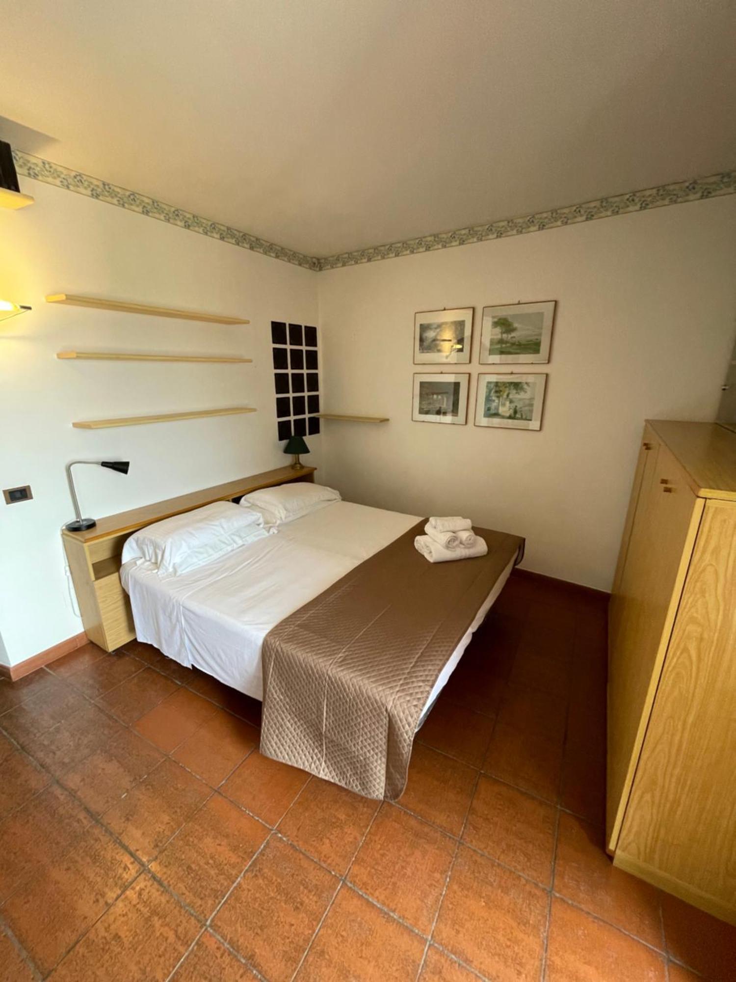 Happy House - Porta San Giacomo Apartment Assisi Exterior foto